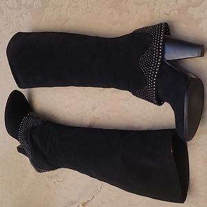 WOMENS BLACK SUEDE COOP BARNEYS NEW YORK STUDDED BOOTS SIZE 8